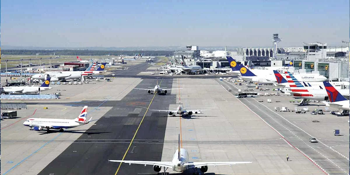 Delhi airport records highest traffic in a single day