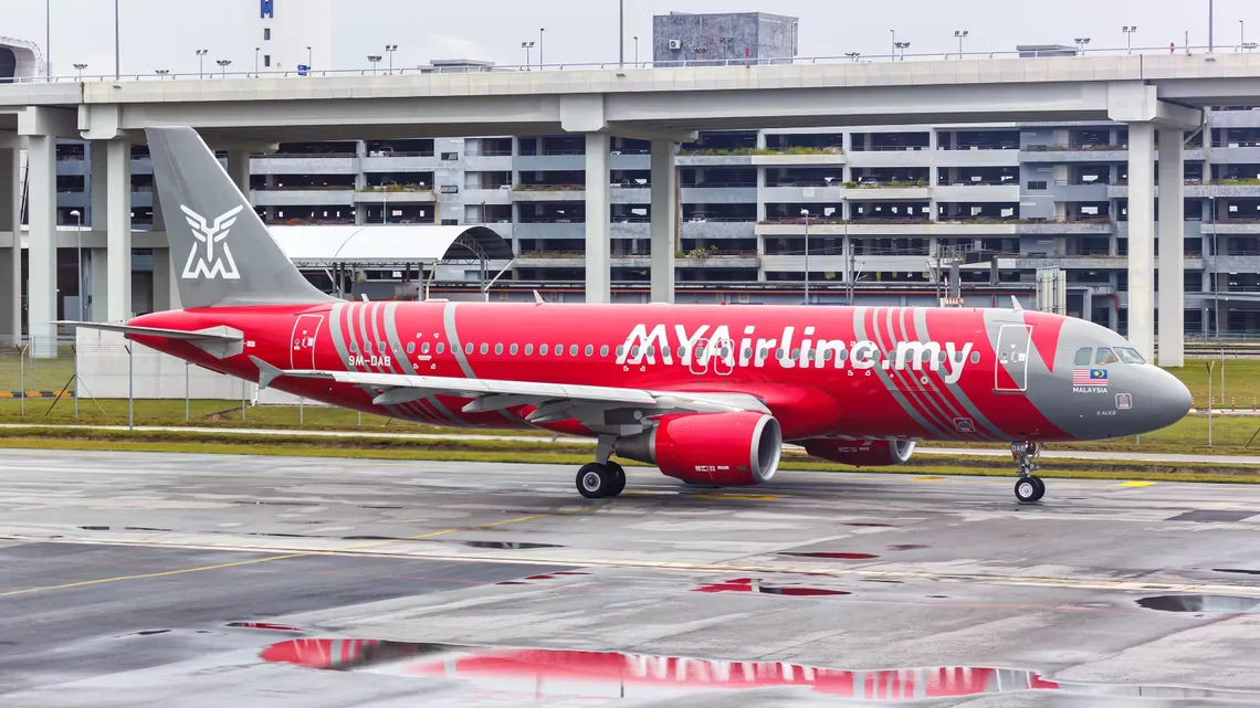 AirAsia Leases 3 Former MYAirline Airbus A320 Aircraft